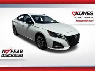 2025 Nissan Altima SV FWD for sale in Stoughton, WI