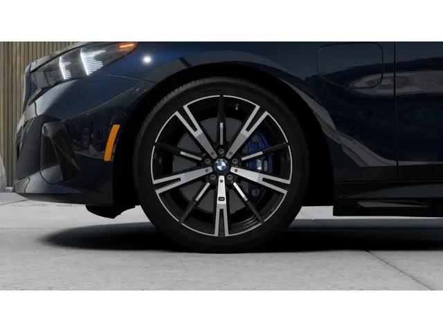 2027 BMW 5 Series 550e xDrive
