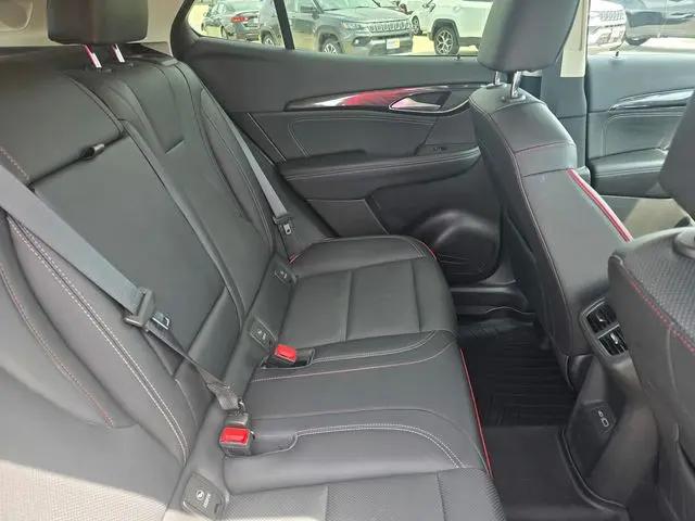 2023 Buick Envision Essence AWD
