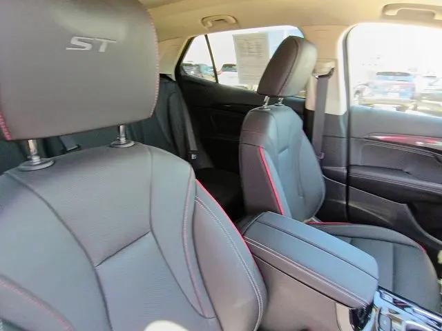 2023 Buick Envision Essence AWD