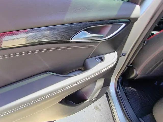 2023 Buick Envision Essence AWD