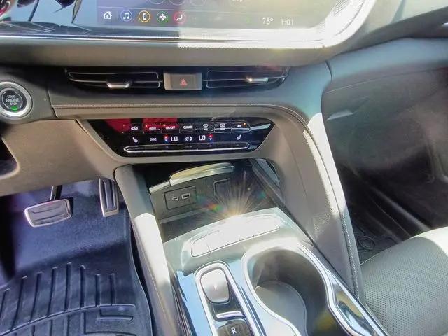 2023 Buick Envision Essence AWD