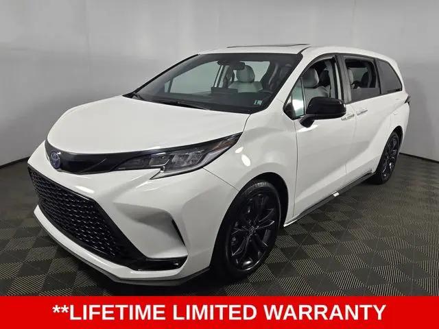 2025 Toyota Sienna XSE