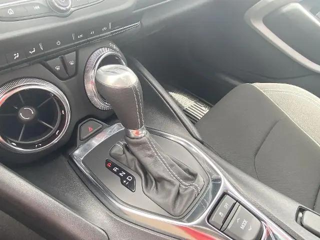 2021 Chevrolet Camaro RWD Coupe LT1