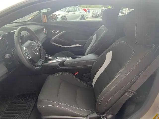 2021 Chevrolet Camaro RWD Coupe LT1