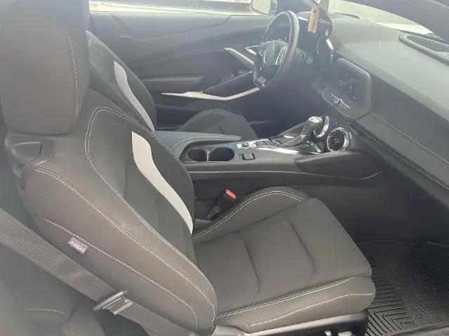 2021 Chevrolet Camaro RWD Coupe LT1