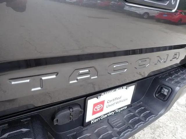 2019 Toyota Tacoma SR V6