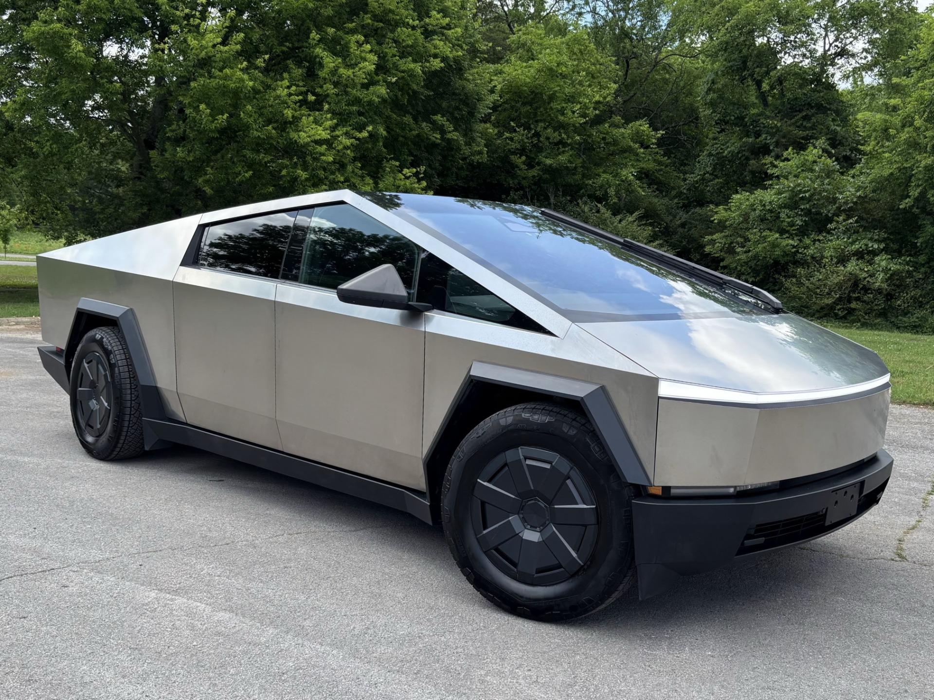 2024 Tesla Cybertruck