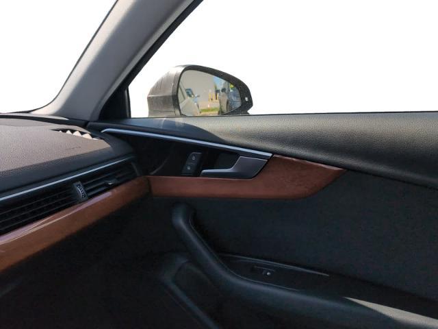 2022 Audi A4 Premium 40 TFSI quattro S tronic