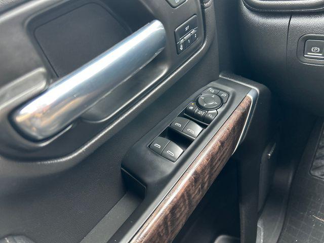 2022 GMC Sierra 2500HD 4WD Crew Cab Standard Bed Denali