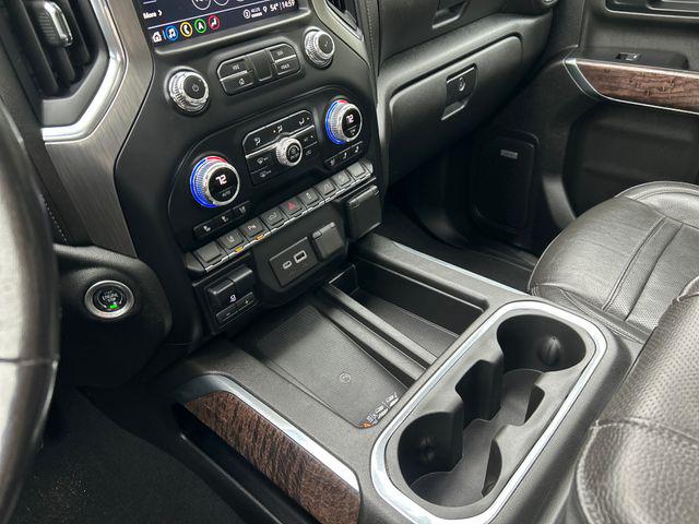 2022 GMC Sierra 2500HD 4WD Crew Cab Standard Bed Denali