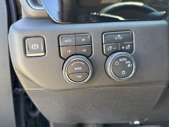 2025 Chevrolet Silverado 1500 4WD Crew Cab Standard Bed LT