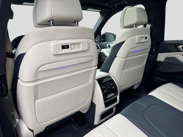 2021 BMW X5 M50i