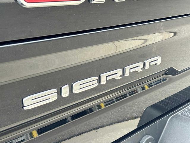 2023 GMC Sierra 1500 4WD Crew Cab Short Box AT4