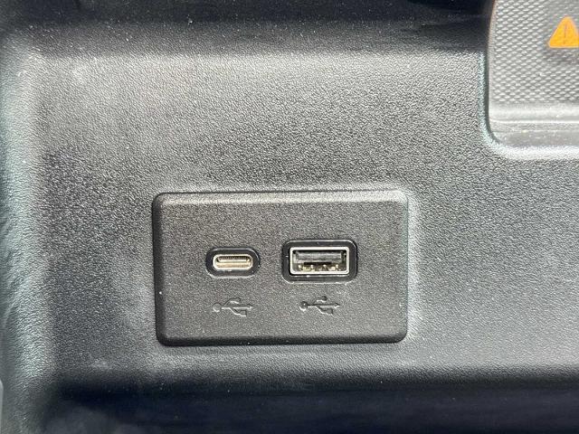 2023 GMC Sierra 1500 4WD Crew Cab Short Box AT4