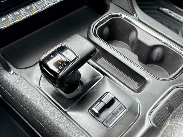 2023 GMC Sierra 1500 4WD Crew Cab Short Box AT4