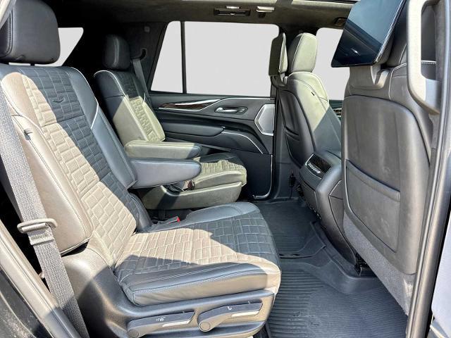 2023 Cadillac Escalade 4WD Sport Platinum