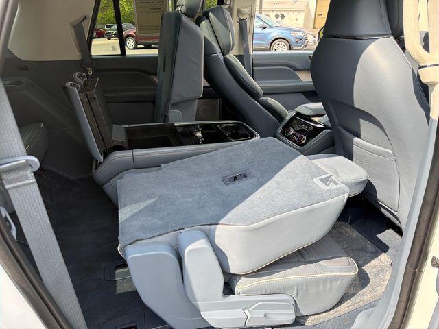 2021 Lincoln Navigator Black Label L