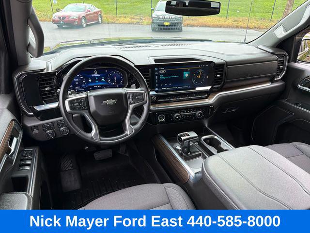 2024 Chevrolet Silverado 1500 4WD Crew Cab Short Bed RST