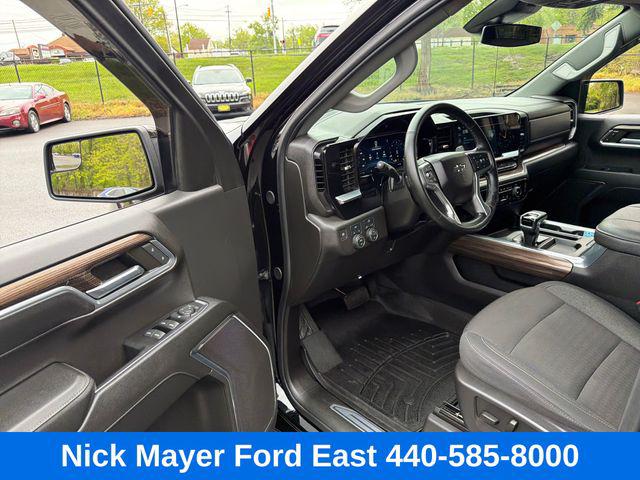 2024 Chevrolet Silverado 1500 4WD Crew Cab Short Bed RST