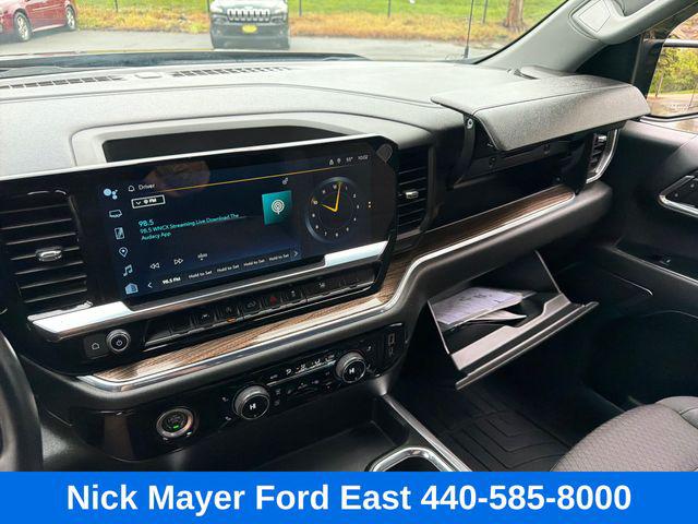 2024 Chevrolet Silverado 1500 4WD Crew Cab Short Bed RST