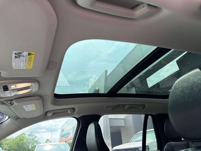 2024 Volvo XC90 B6 Plus Bright Theme 6-Seater