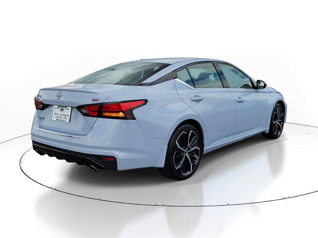 2023 Nissan Altima SR FWD