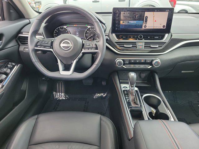 2023 Nissan Altima SR FWD