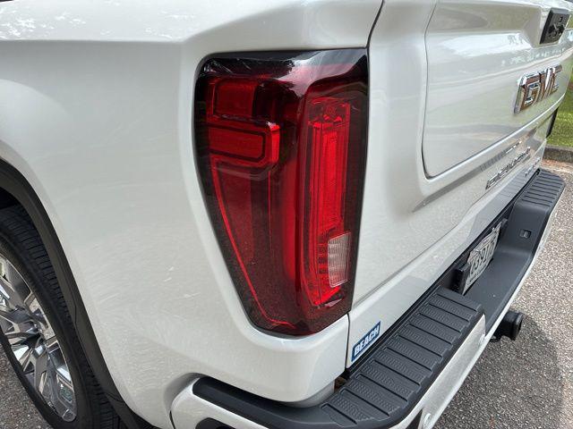 2025 GMC Sierra 1500 4WD Crew Cab Short Box Denali
