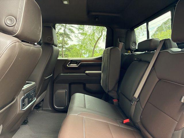 2025 GMC Sierra 1500 4WD Crew Cab Short Box Denali