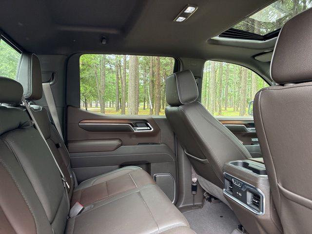2025 GMC Sierra 1500 4WD Crew Cab Short Box Denali