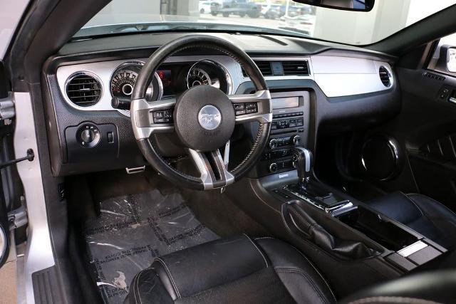 2013 Ford Mustang V6 Premium