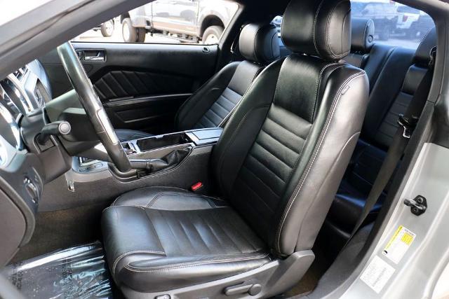 2013 Ford Mustang V6 Premium