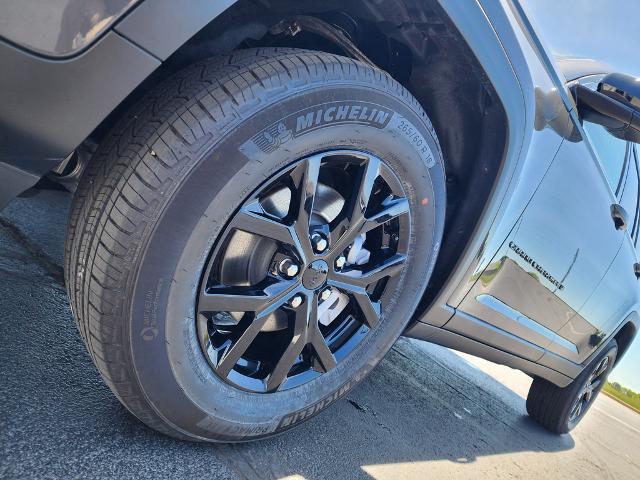 2025 Jeep Grand Cherokee Altitude X 4x4