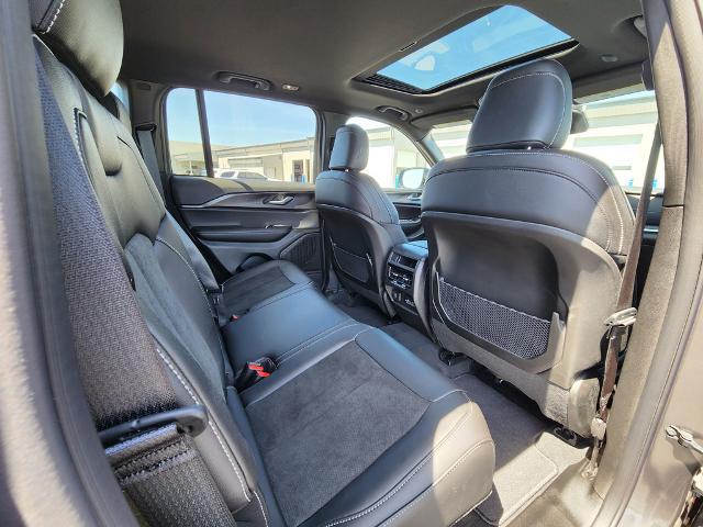 2025 Jeep Grand Cherokee Altitude X 4x4