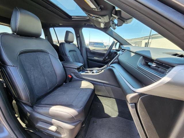 2025 Jeep Grand Cherokee Altitude X 4x4