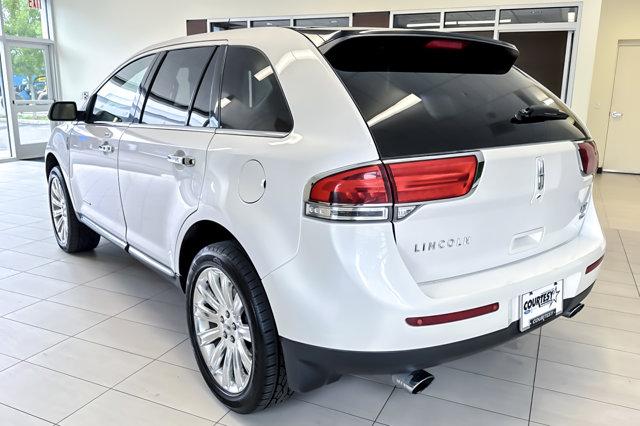 2013 Lincoln MKX Base