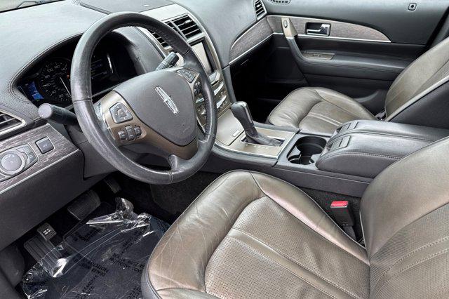 2013 Lincoln MKX Base