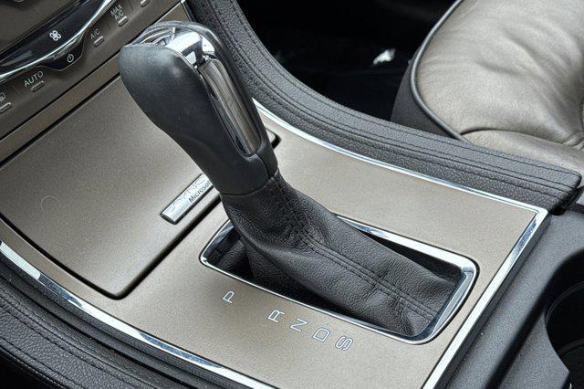 2013 Lincoln MKX Base