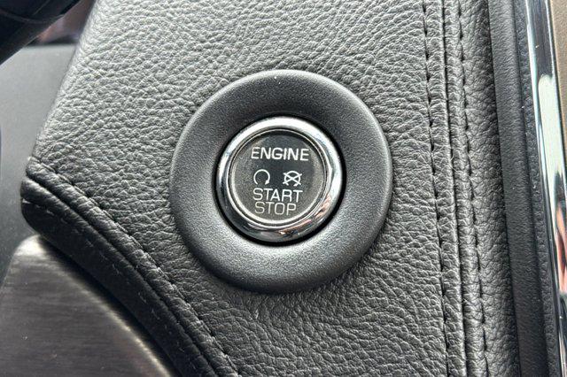 2013 Lincoln MKX Base