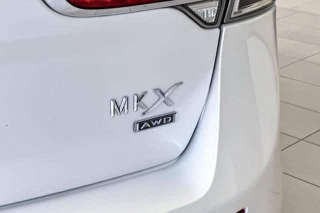2013 Lincoln MKX Base