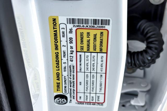 2013 Lincoln MKX Base