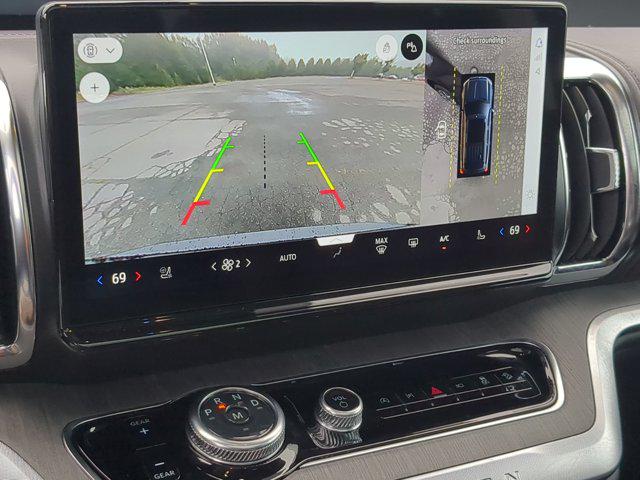 2025 Ford Expedition Platinum MAX