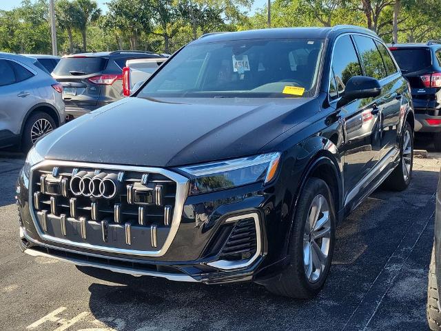 2025 Audi Q7 Premium 45 TFSI quattro Tiptronic