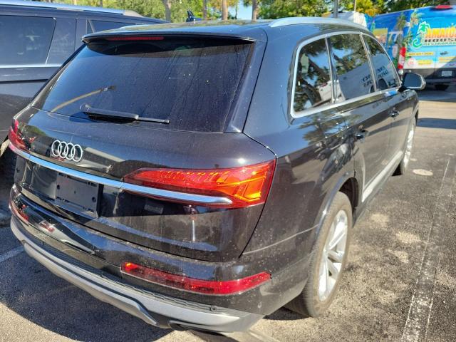2025 Audi Q7 Premium 45 TFSI quattro Tiptronic
