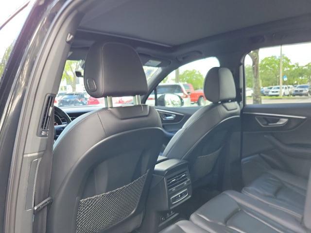 2025 Audi Q7 Premium 45 TFSI quattro Tiptronic