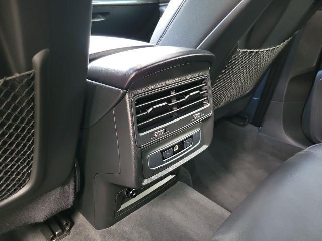 2025 Audi Q7 Premium 45 TFSI quattro Tiptronic