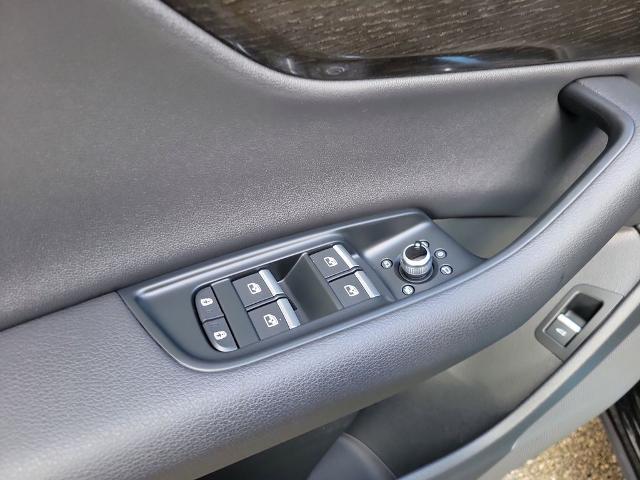 2025 Audi Q7 Premium 45 TFSI quattro Tiptronic