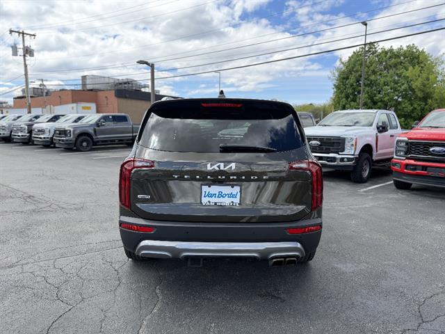 2022 Kia Telluride S