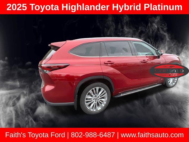 2025 Toyota Highlander Hybrid Platinum